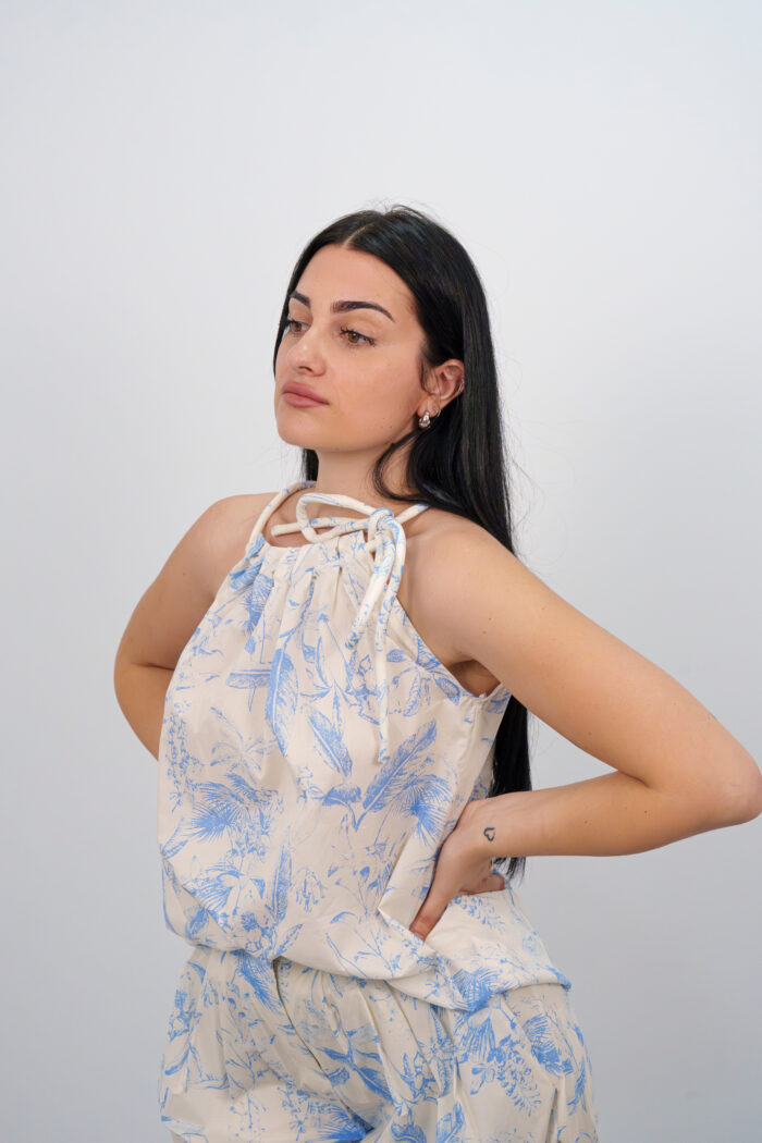 TOP CLAUDIA